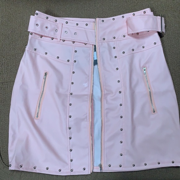 PrettyLittleThing skirt - Picture 5 of 6